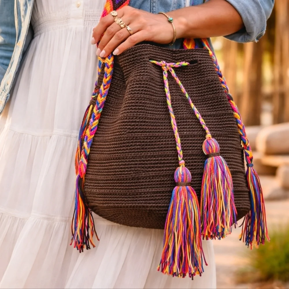 Mochilas Wayuu Handwoven Crossbody Bucket Bag Brown Multicolor Strap Tassel Boho